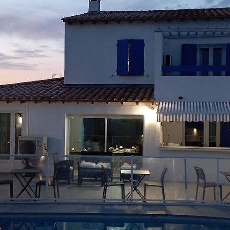 Hotel Le Bleu Marine Saintes-Maries-de-la-Mer Exterior foto